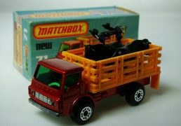 Matchbox Superfast No.71C Dodge Cattle Truck 1-75 Series Superfast issues We sell and buy quality collectible toys from the 50's, 60's, 70's and 80's