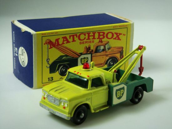 Matchbox series no 13 dodge store wreck truck