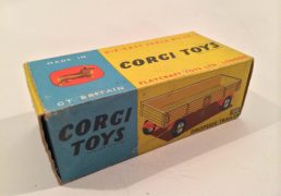 Corgi 100 Dropside Trailer Archive We sell and buy quality collectible toys from the 50's, 60's, 70's and 80's