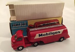 Corgi 1110 Bedford ‘S’ Tanker ‘Mobilgas’ Commercial Vehicles We sell and buy quality collectible toys from the 50's, 60's, 70's and 80's