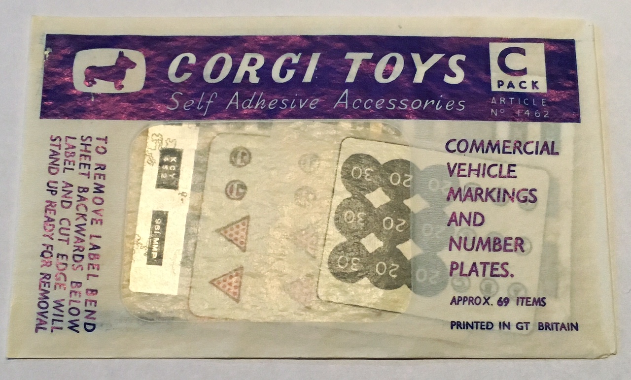 Corgi Accessory Pack C