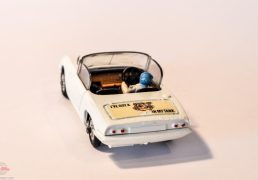 Corgi 318 Lotus Elan Pristine, I`ve Got a Tiger in my Tank Cars We sell and buy quality collectible toys from the 50's, 60's, 70's and 80's