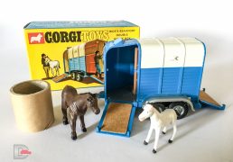 Corgi No.112 Rice’s Beaufort Double Horsebox Agricultral Models We sell and buy quality collectible toys from the 50's, 60's, 70's and 80's