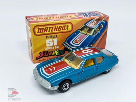 Matchbox Superfast 51b Citroen SM Streakers issue