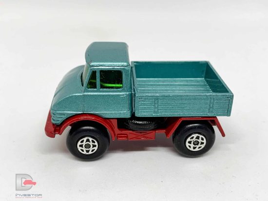 Vintage Lesney Matchbox Mercedes shops Truck #1 Regular Wheels plus 11 others