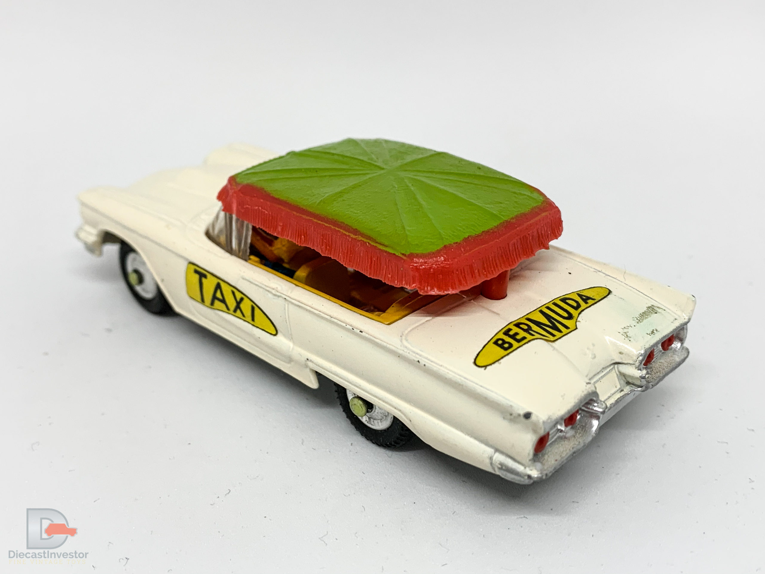 Corgi No.430 Ford Thunderbird Bermuda Taxi Cars We sell and buy quality collectible toys from the 50's, 60's, 70's and 80's