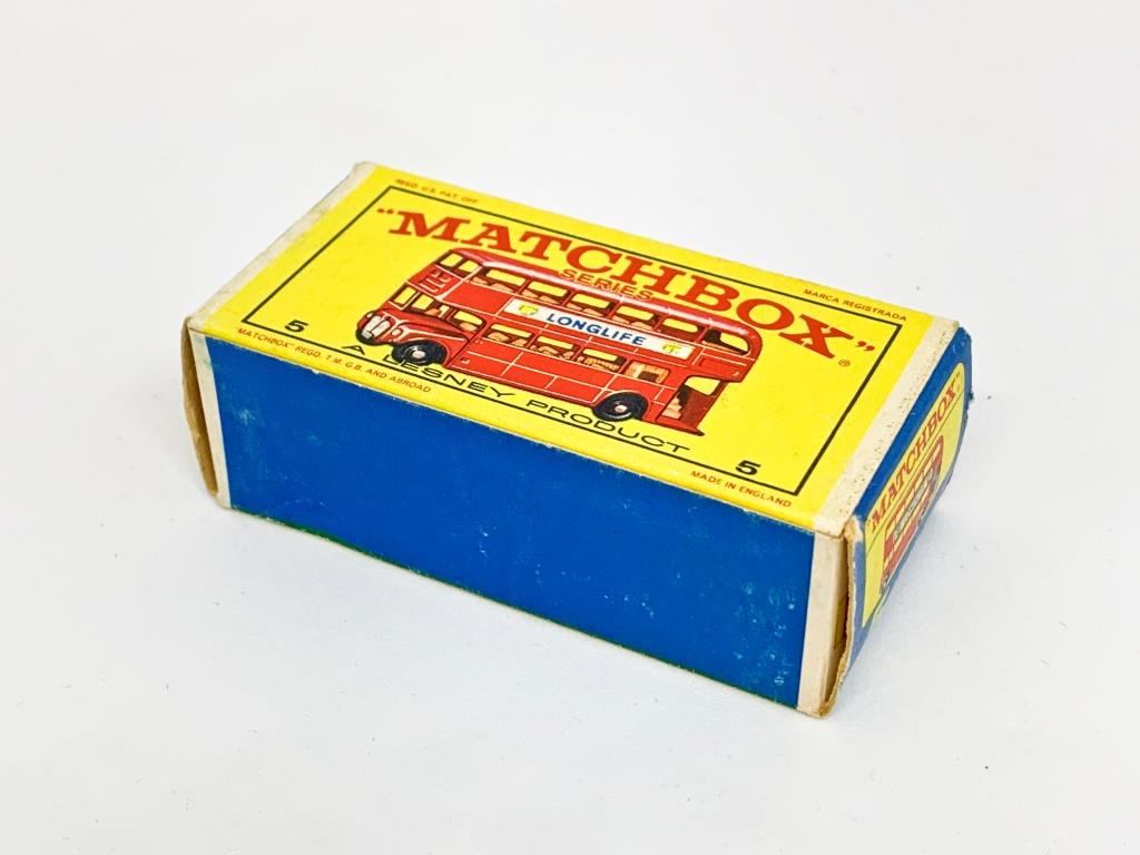 Matchbox Regular Wheels 5d London Routemaster Bus “BP Longlife” 1-75 Series Regular Wheels We sell and buy quality collectible toys from the 50's, 60's, 70's and 80's