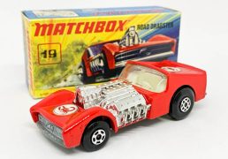 Matchbox Superfast 19b Road Dragster - red body with Scorpion labels, clear windows, ivory interior, bare metal base - Near Mint with usual factory assembly marks to engine air intake in Good Plus type I box.