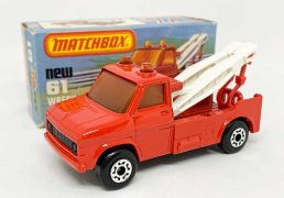 Matchbox Superfast 61b Ford A Series Wreck Truck - red body, amber windows, white jibs with red hooks, matt black base, 5-crown wheels - Mint in Near Mint "New" type K box.