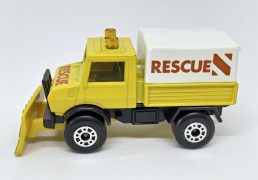 Matchbox Superfast "Trailers" TP112 Mercedes Unimog Snowplough