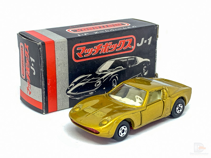 Matchbox Superfast No.33A Lamborghini Miura P400 - light gold body with red base, wide 5-spoke wheels - Mint including rare type J1 Japanese box